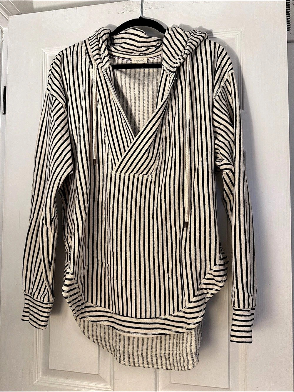 Pilcro Striped V-Neck Hoodie Tunic in Black & White